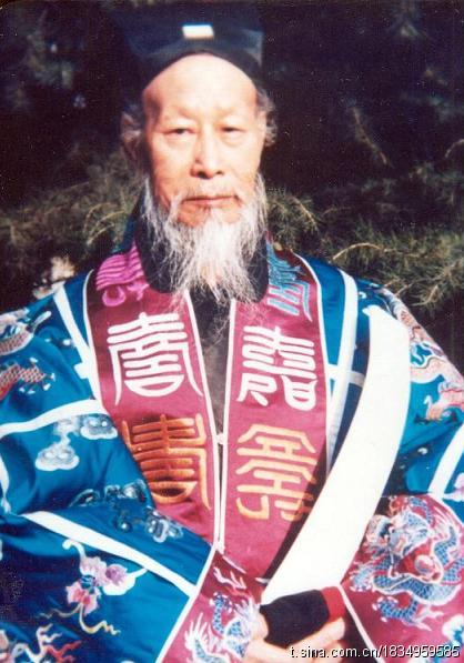曹震阳01.jpg